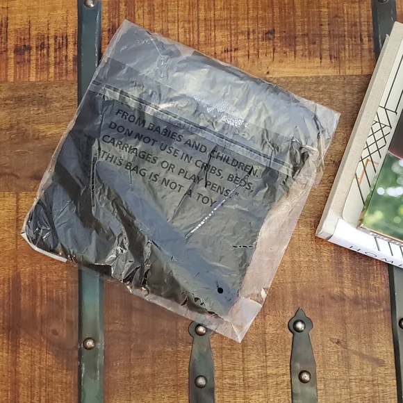 🖤 Midnight Hour Lace Victorian Blouse 🖤 - Picture 8 of 15